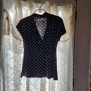 Womans sleeveless shirt